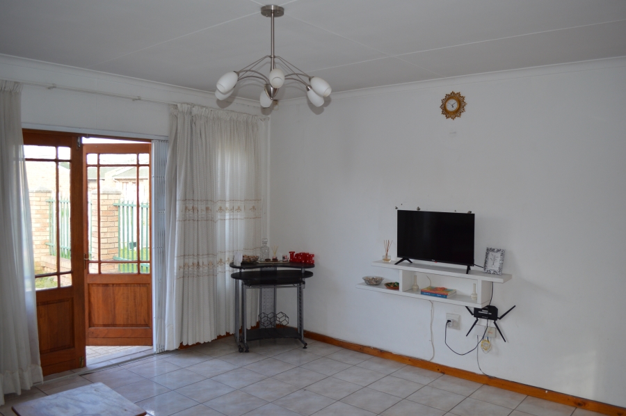 3 Bedroom Property for Sale in Westbourne Eastern Cape
